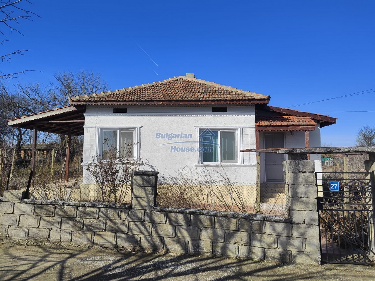Къщи за продан до Добрич - 14745