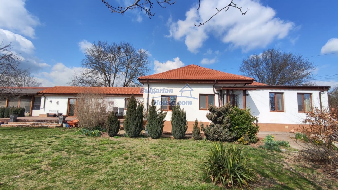 Къщи за продан до Добрич - 14883