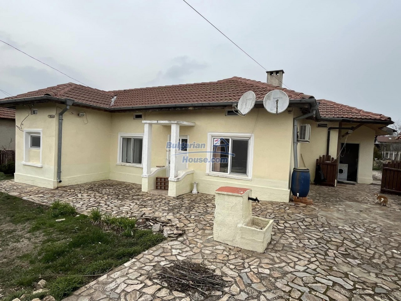 Къщи за продан до Добрич - 14892