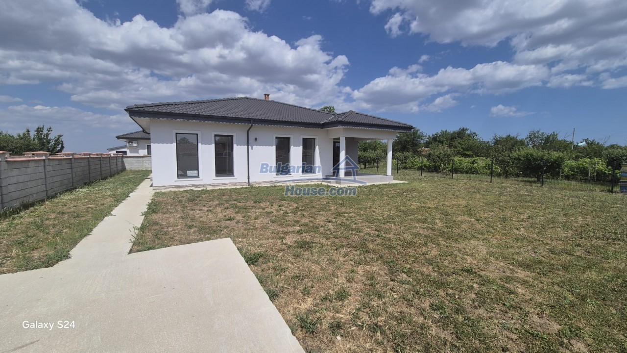 Houses for sale near Dobrich - 15676