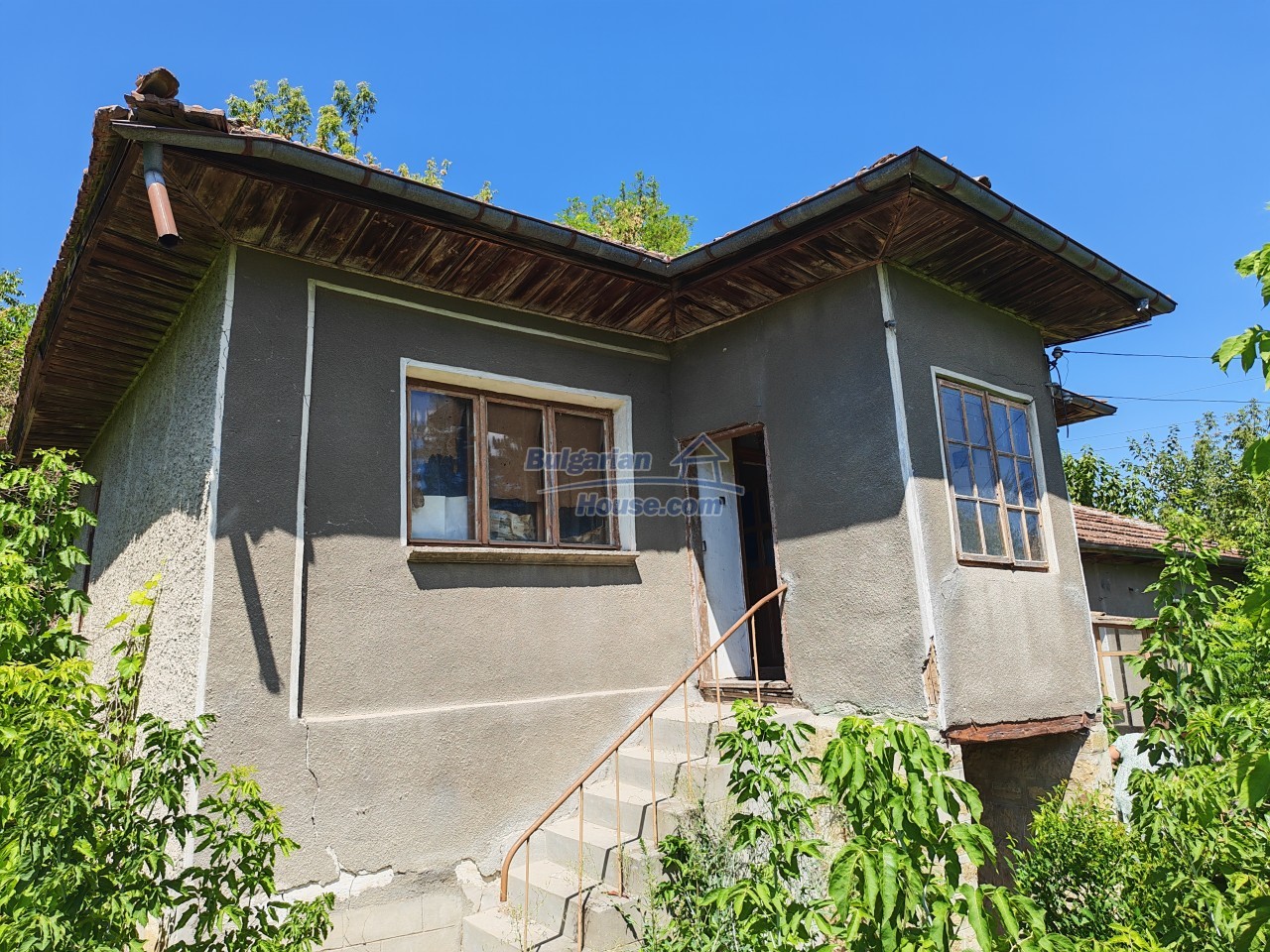 Къщи за продан до Плевен - 15957