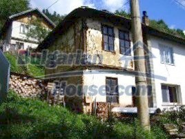 Houses / Villas for sale near Troyan - 581