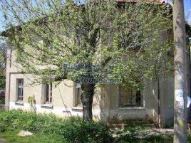 Houses / Villas for sale near Troyan - 1838
