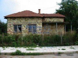 Houses / Villas for sale near Bolyarovo - 3296