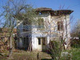Houses / Villas for sale near Pleven - 6119