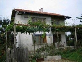 Houses / Villas for sale near Sliven - 7455