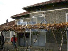 Houses / Villas for sale near Ruse - 7971