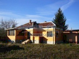 Houses / Villas for sale near Ruse - 7974