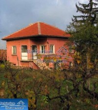 Houses / Villas for sale near Byala Slatina - 10624