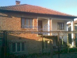 Houses for sale near Dolni Chiflik - 11044