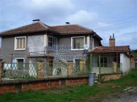 Houses / Villas for sale near Elhovo - 11293