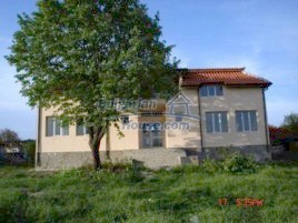 Houses / Villas for sale near Srem - 11885