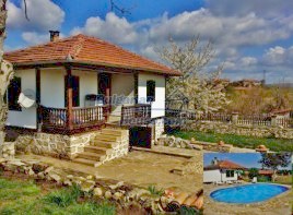 Houses / Villas for sale near Veliko Tarnovo - 12375