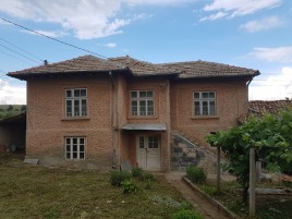 Houses for sale near Targovishte - 12754