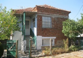 Houses / Villas for sale near Sredets - 11996