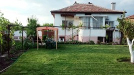 Houses / Villas for sale near Haskovo - 12845