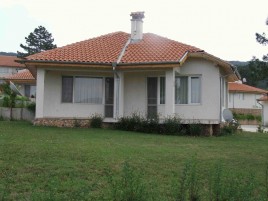 Houses for sale near Varna - 13182