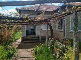 Houses for sale near Dobrich - 13321