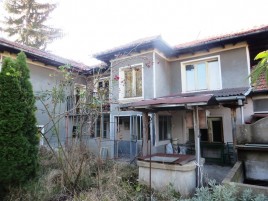 Houses / Villas for sale near Veliko Tarnovo - 13464