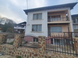 Houses for sale near Dobrich - 13532