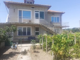 Houses for sale near Provadia - 13533