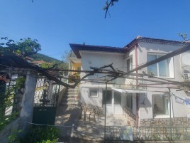Houses for sale near Varna - 13548