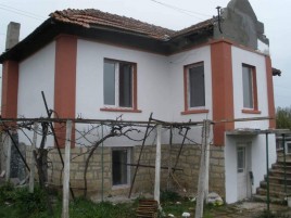 Houses / Villas for sale near Valchi Dol - 13582