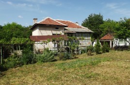 Houses / Villas for sale near Vratsa - 13598