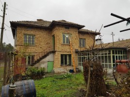 Houses / Villas for sale near Targovishte - 13788
