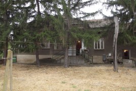 Houses / Villas for sale near Vratsa - 13856