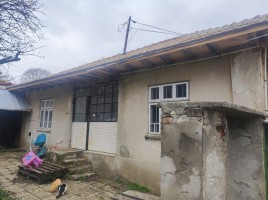 Houses / Villas for sale near Varna - 13953