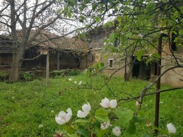 Houses for sale near Targovishte - 11840