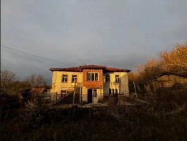 Houses for sale near Bratya Daskalovi - 14868