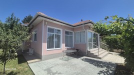 Houses for sale near Dobrich - 15679