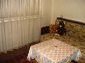 10852:1 - Single-storey house with a garden near the town center, Elhovo