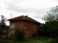 11060:10 - Brick property near a huge lake, adorable countryside