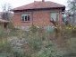 11700:25 - Two nice maintained houses with large plots of land near Elhovo