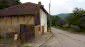 12559:75 - Bulgarian house in Stara Planina mountain near river 
