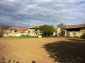 13484:5 - An old Bulgarian house with big stone barn in Polski Senovets 