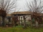 13788:10 - Rural Bulgarian house 18 km from Popovo with many outbuidlings