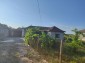 14143:19 -  OLD HOUSE WHIT BIG  yard ONLY 8 km from the sea